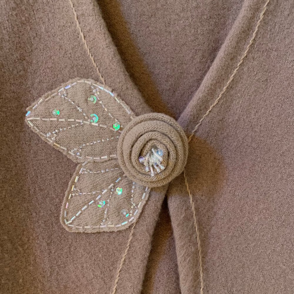 Floral Beadwork Cardigan - Picture 2 of 4